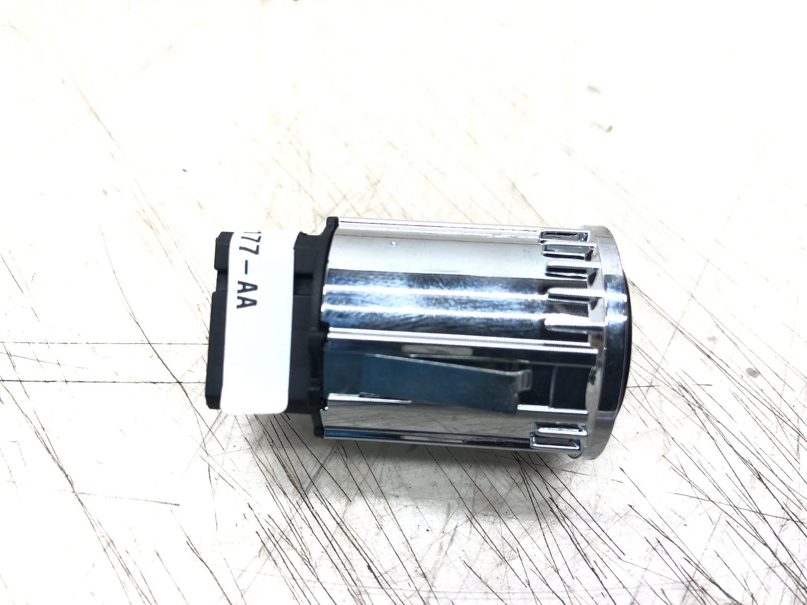 Misc. Electrical Switch ASTON MARTIN 11