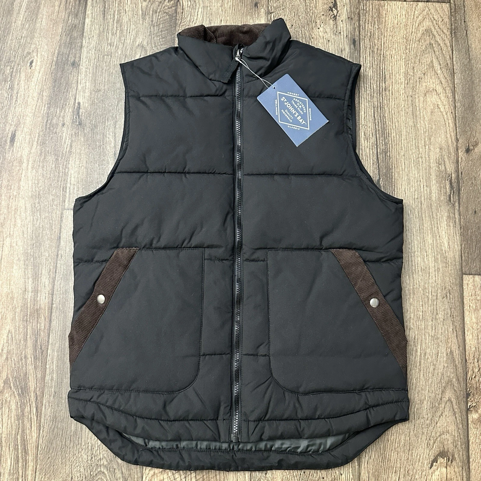 St. John’s Bay Lightweight Puffer Vest Men’s Size S Black