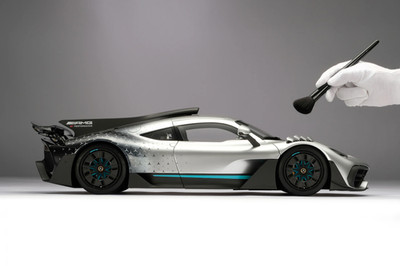 MERCEDES-AMG ONE [Fully opening] By: Amalgam 1:8 scale