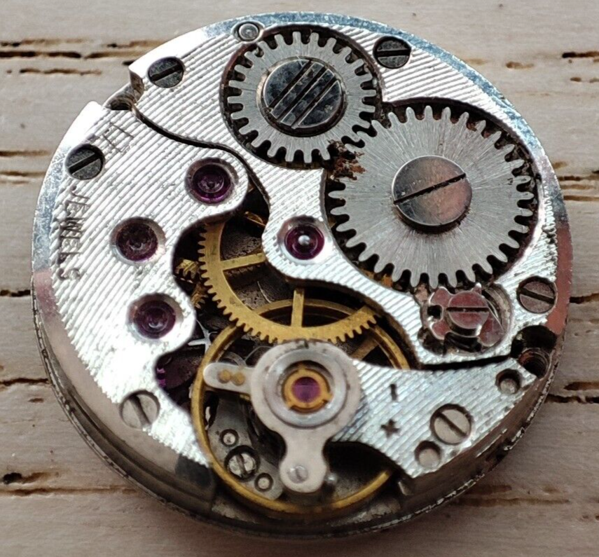 Vintage 16.3mm Watch Movement 404 for Parts or Repair