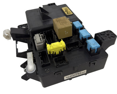 2005-2008 Toyota Tacoma Cabin Fuse Box Junction Block OEM TMB-37