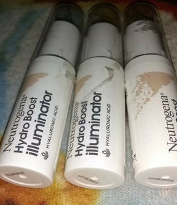 neutrogena hydro boost illuminator stick