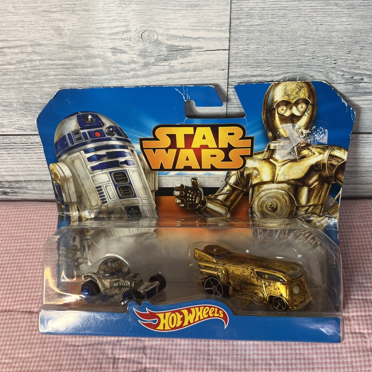 【Hot Wheels】スター・ウォーズ R2-D2 & C-3PO Amazon.com: Hot Wheels Star Wars C-3PO & R2-D2 Vehicle