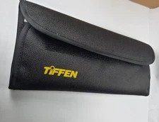 Tiffen Filter carrying storage case Can hold 4 filters mint condition