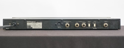 Roland RE-3 Space Echo / Digital Echo 1U Rack Mount Effects Unit - 100V - Picture 15 of 21