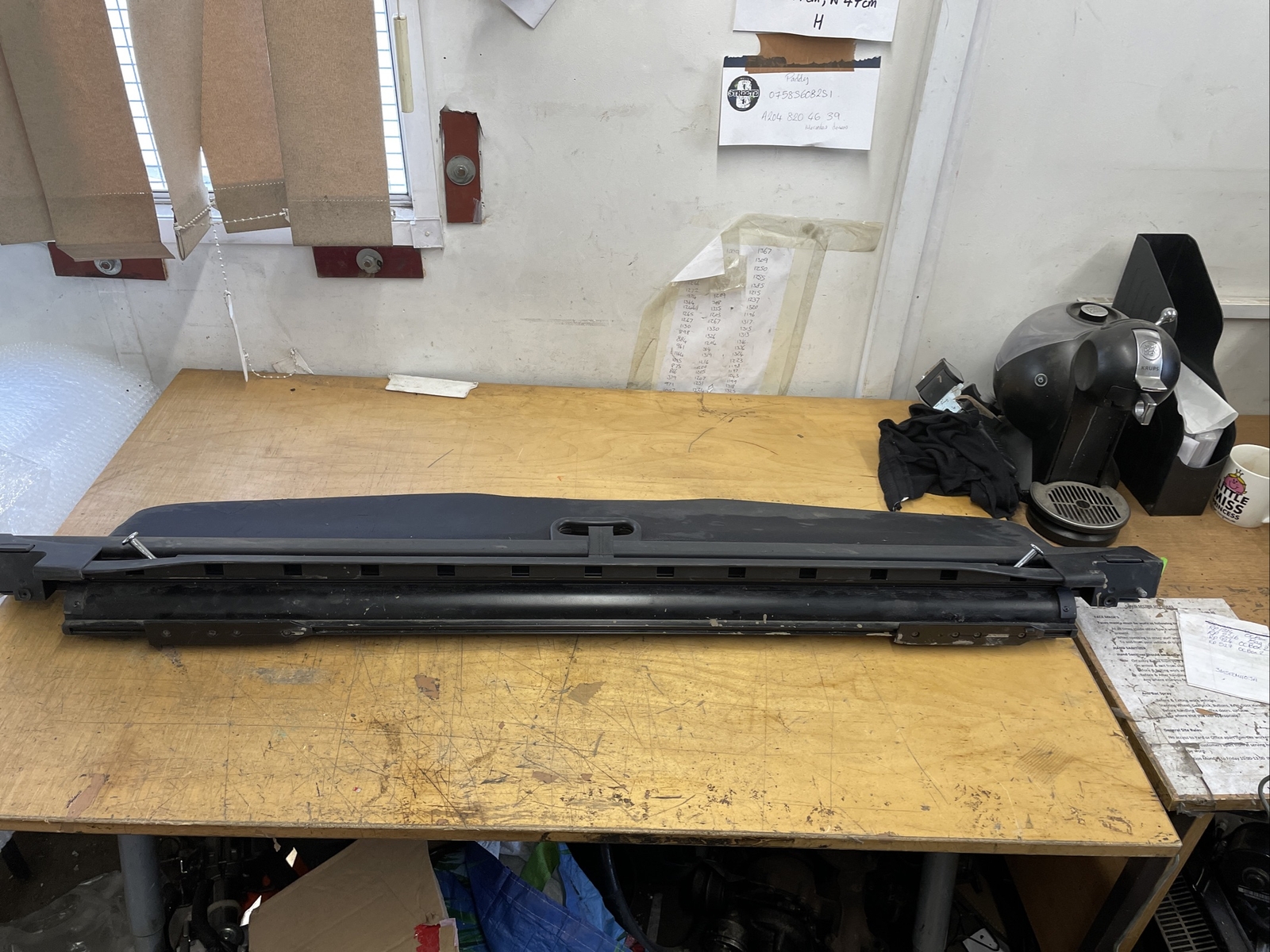 BMW 5 Series E61 2004 to 2007 Parcel Shelf Roller Blind Luggage  