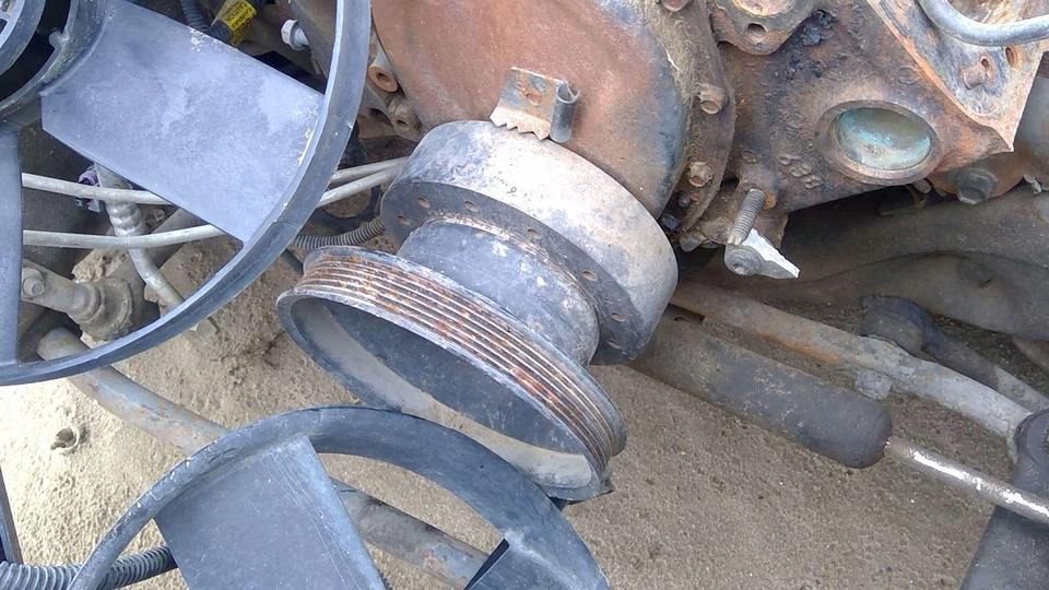 90-93 Cadillac Fleetwood Harmonic Balanceer cigüeñal polea con perno OEM 5,7 L Foto 3 de 4