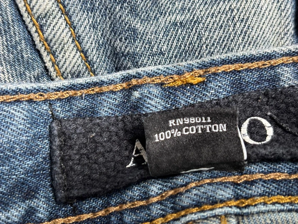 Pantalones Cortos de Denim AKOO Para Hombres 32 Azul Claro Lavado Pintura Envejecida Salpicaduras Ajuste Estándar Foto 4 de 4