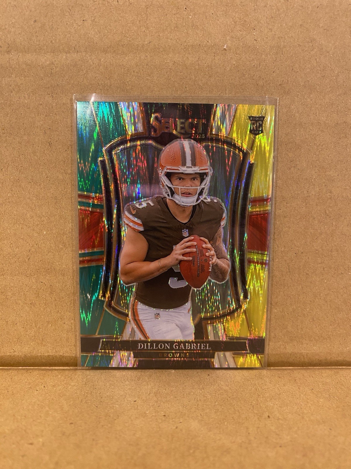 2025 Panini Select Premier Level Dillon Gabriel #154 Green & Yellow Shock Prizm