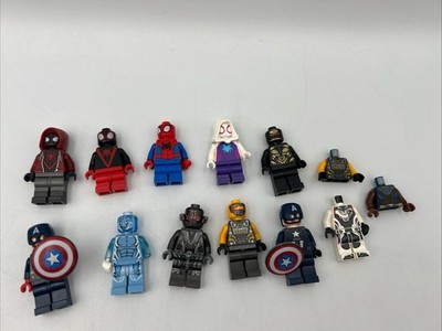 Lego Super Heroes Minifigures Lot and Accessories (10) Lot A