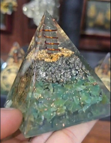 Pyrite & Green Jade Pyramid For Retrieve Money Fortune Wealth Success Zibu Code - Picture 10 of 13