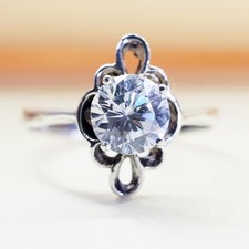 Size 5, vintage Sterling 925 silver Statement ring with cz