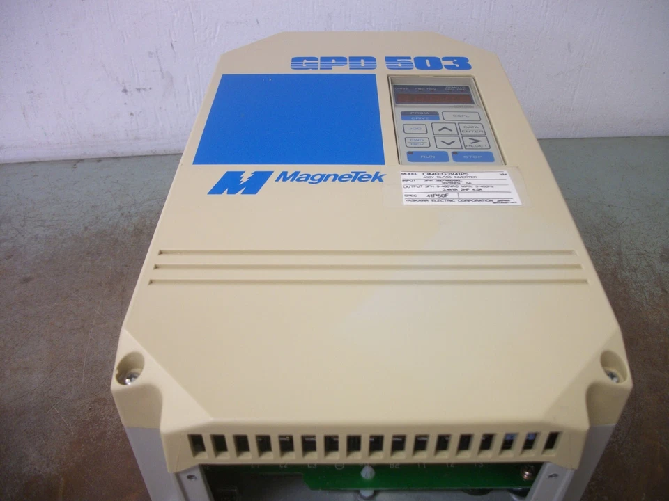 MAGNETEK GPD 503 2HP UNIDADE INVERSORA CIMR-G3V41P5 460VOLT 3PH 3.4KVA - Imagem 2 de 4