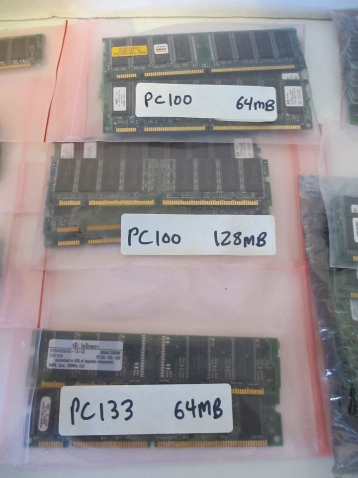 54 pieces PC Computer Memory SDRAM PC133/PC100/PC66 168-pin DIMMs, Large Lot - Image 4 of 4