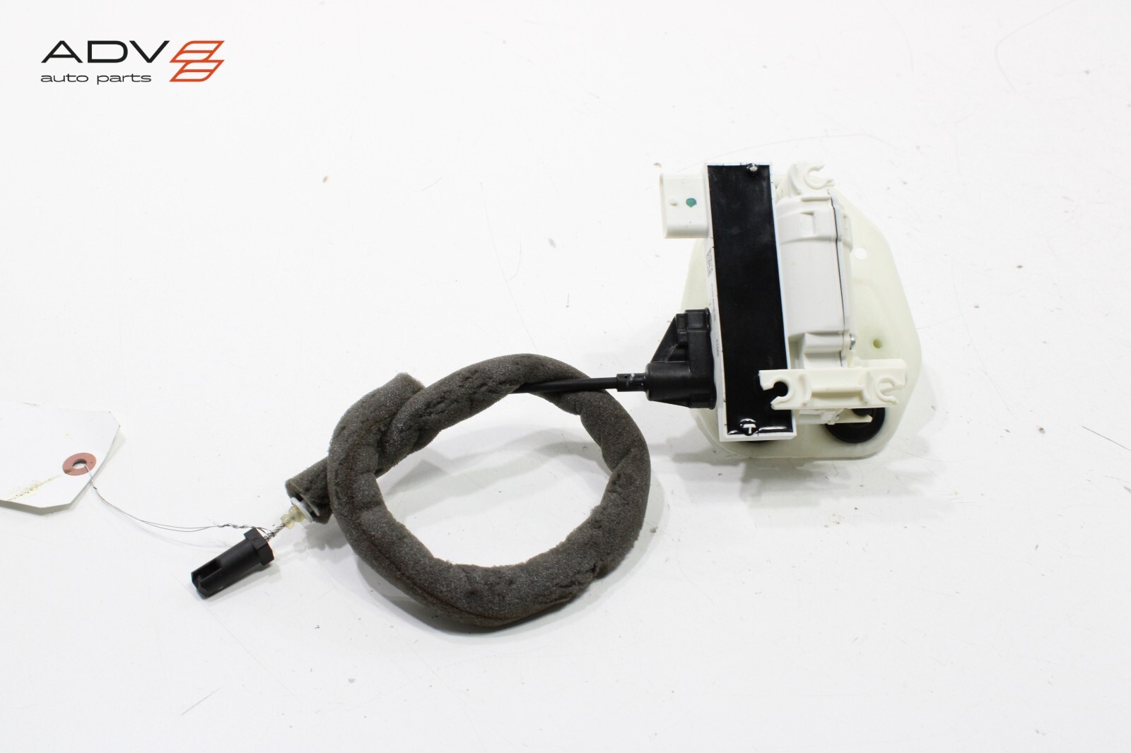 Maserati Levante 2017-2020 Front Right Door soft close actuator P/N 13602