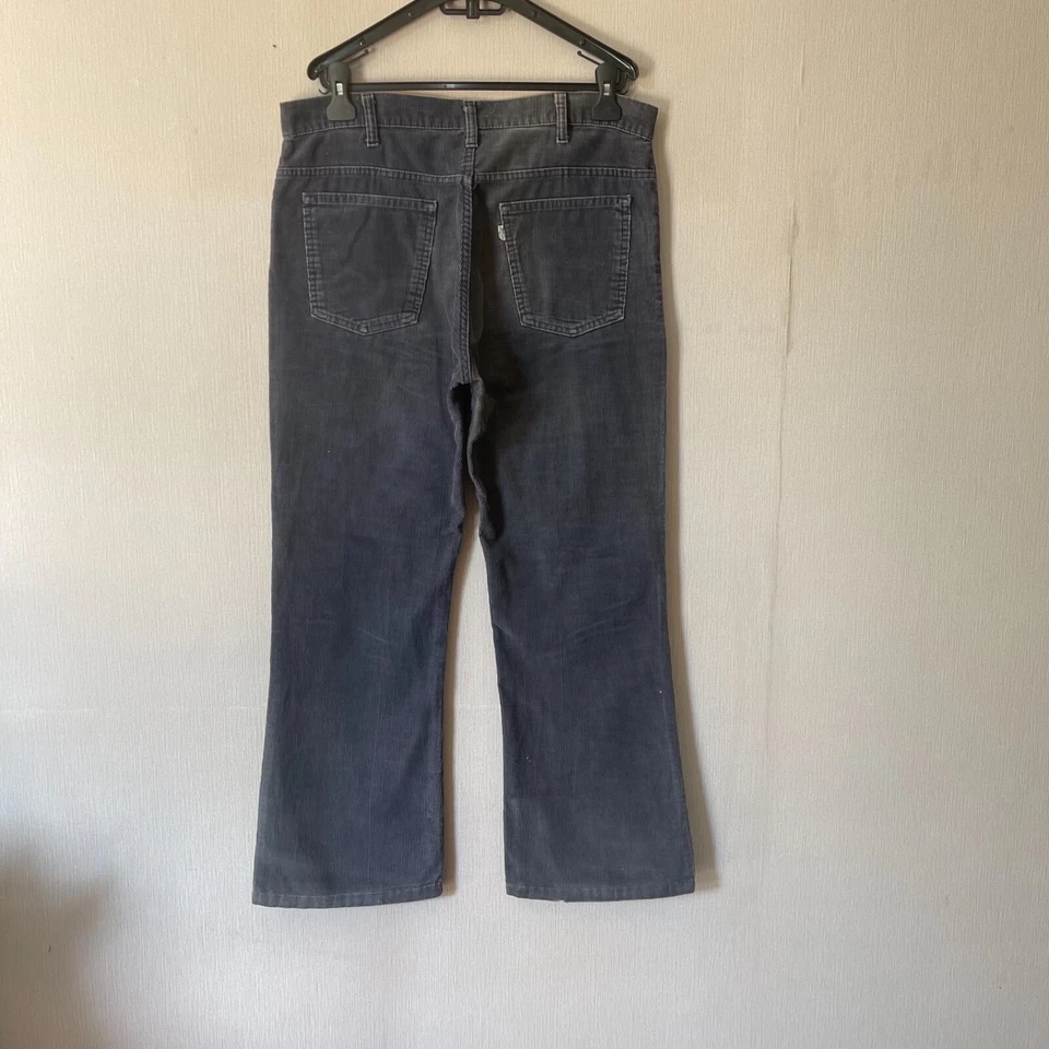 Cremallera de garra de pana azul marino vintage Levi's 646 (36x29) Foto 2 de 4