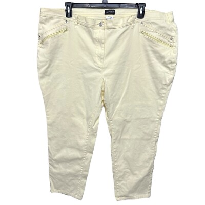 Mia Moda Ladies Size 48 Length 27  Yellow Straight Leg Pants Pockets Stretch