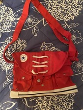 borsa Donna  Converse Rossa A Tracolla Tre Tasche Esterna Cerniera Taschino