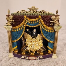 Phantom of the Opera ALL THAT PHANTOM ASKS 2001 Heirloom Ornament Lights Music