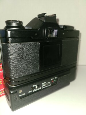 Appareil Photo Olympus OM-2S Avec Objectif Samyang 70mm F:28 - Parfait Pour Démarrer !