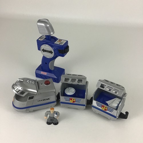 GeoTrax Remote Control Train Silver 