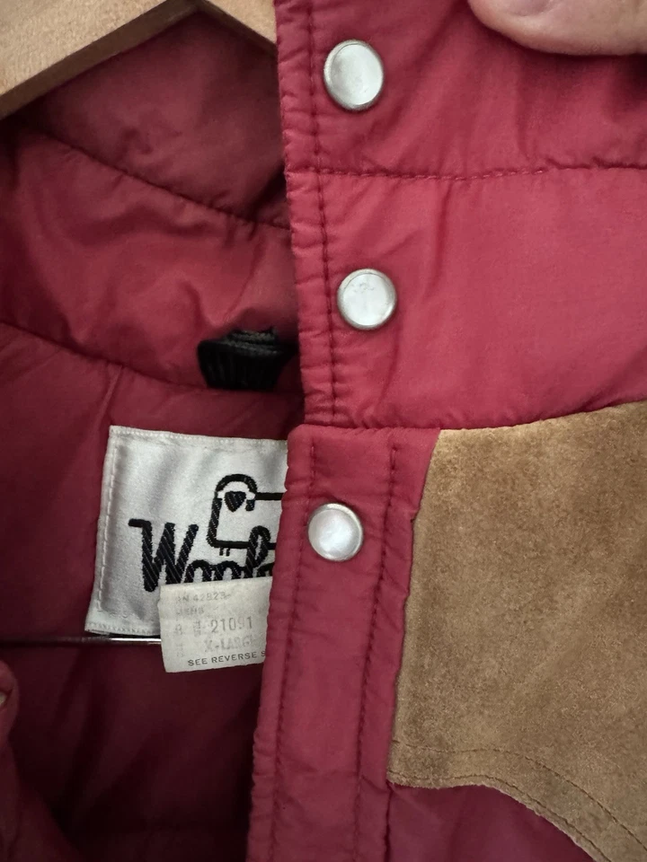 Chaleco acolchado Woolrich de colección rojo para hombre XL plumón de ganso bolsillos con cremallera completa hecho en EE. UU. Foto 3 de 4