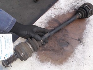 ANTRIEBSWELLE LINKS HINTEN BMW 3 serie (E90) Sedan 318i 16V (N46-B20B) 2006