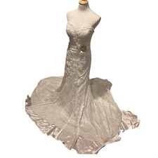 Strapless Sweetheart Mermaid Wedding Dress Lace Beaded Belt Train