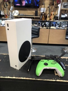 Microsoft Xbox Series S 1883 512GB Storage All Digital Video Game Console 8511