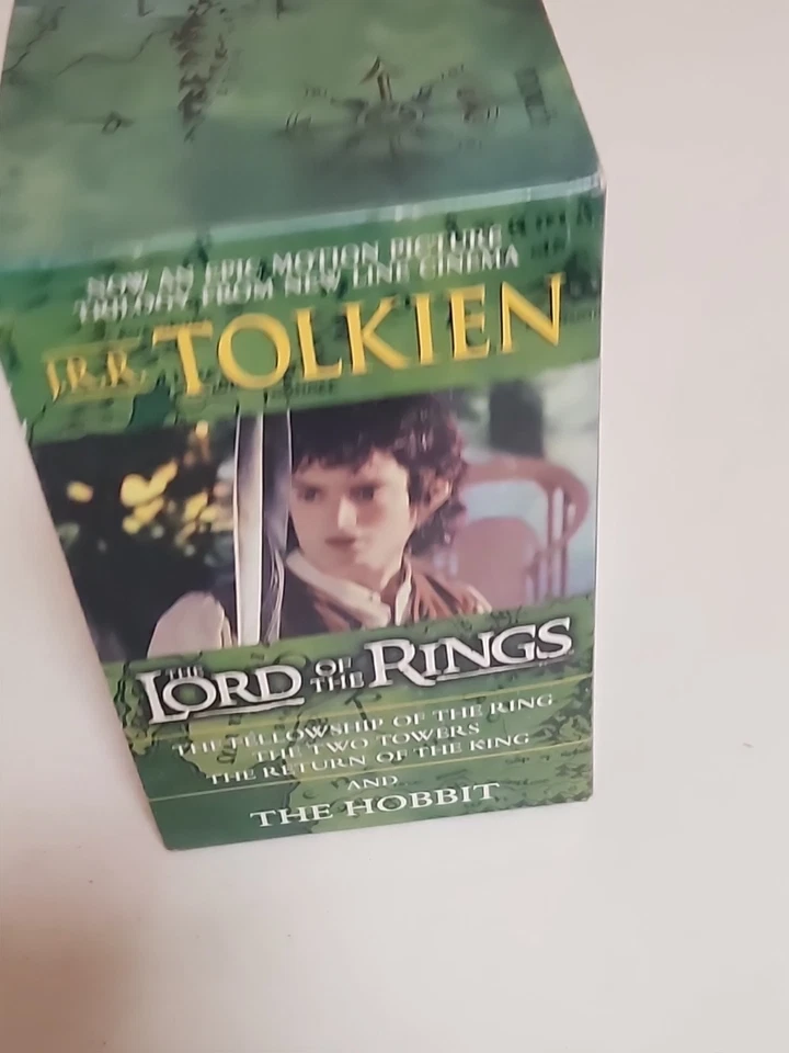 The Lord Of The Rings Fellowship Two Towers The Hobbit 4x Book Paperback Box Set Foto 4 de 4