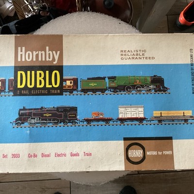 Hornby Dublo 2033 Co-Bo dieselelektrisches Güterzug-Set 2 Schienen, verpackt. kaum benutzt