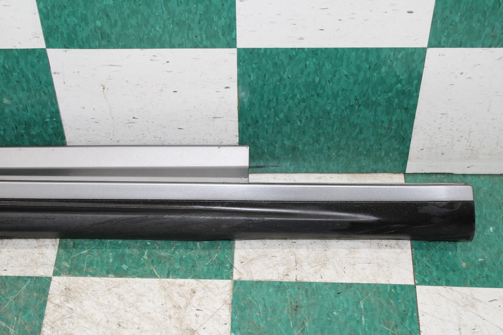 Maserati Ghibli 2014-2022 Right Side panel Gray