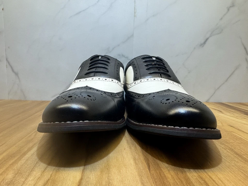 Ferro Aldo “Arthur” Men's Classic Wingtip Black and White Shoes - Size 9 - Image 3 of 4