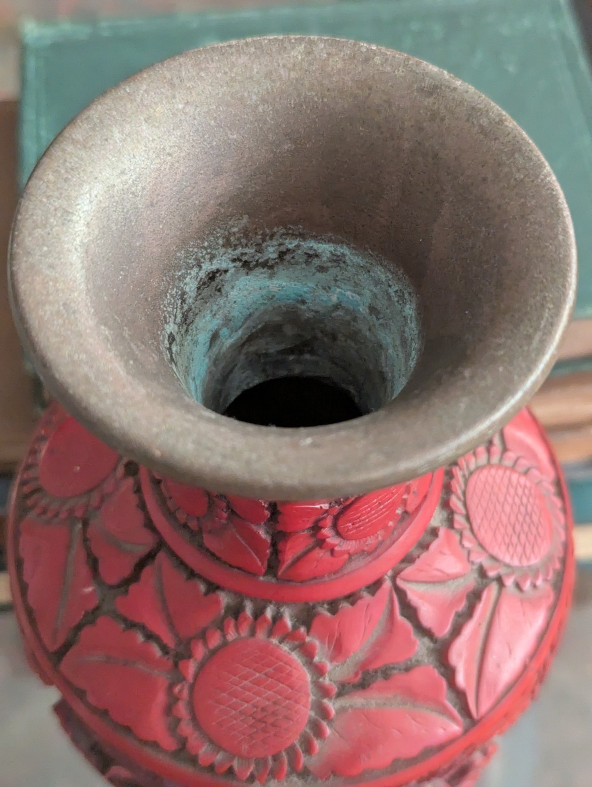 Vtg Floral Cinnabar Vase Scenic Panel Art 9 in Chinoiserie Decor Brass Interior