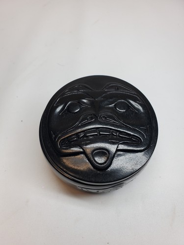 Vintage Black Pearlite Native Carved Round Trinket Box Inuit Totem
