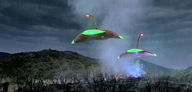 War Of The Worlds War Machines Attack Dioramal Kit COPPER PLATED 18WPH06 - Image 3 of 3