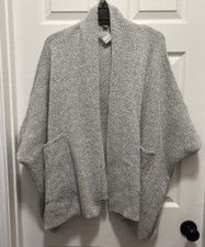 New Loft Textured Open Poncho Sweater OS One Size Neutral Minimal Heather Gray