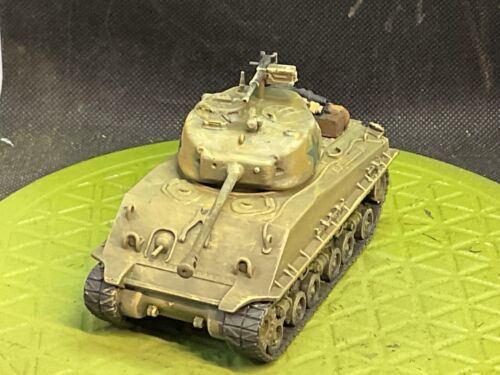 28mm or 1/56 Painted US M-4 “Easy Eight” Sherman Tank