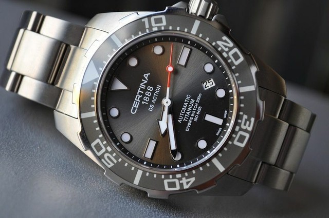 certina ds action diver titanium automatic