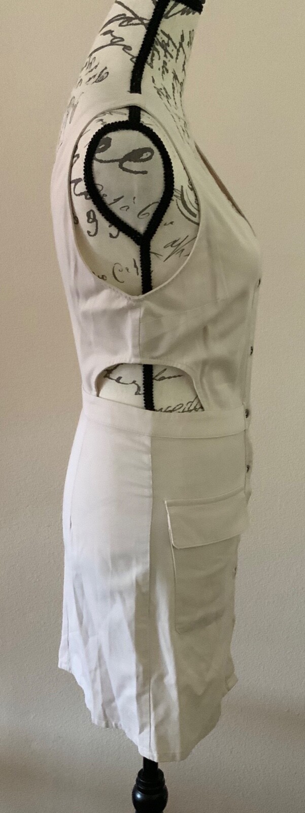 Picture 4 of 6