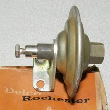 Nos 1959-64 Full-size Oldsmobile 4-bc Carburetor Throttle Return Check Assembly
