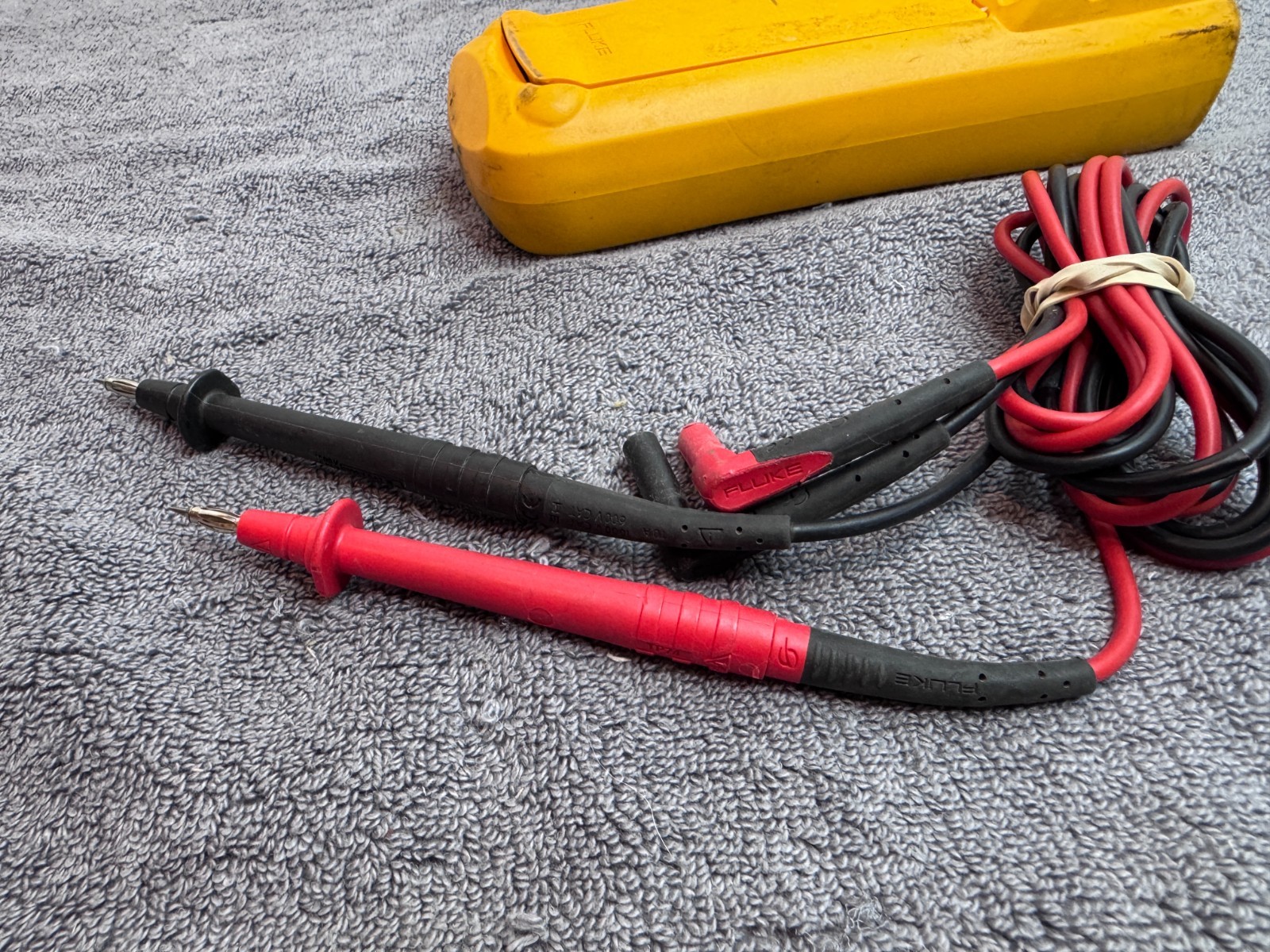 Fluke 1503 Digital Insulation Resistance Tester Multimeter w/ Genuine Leads