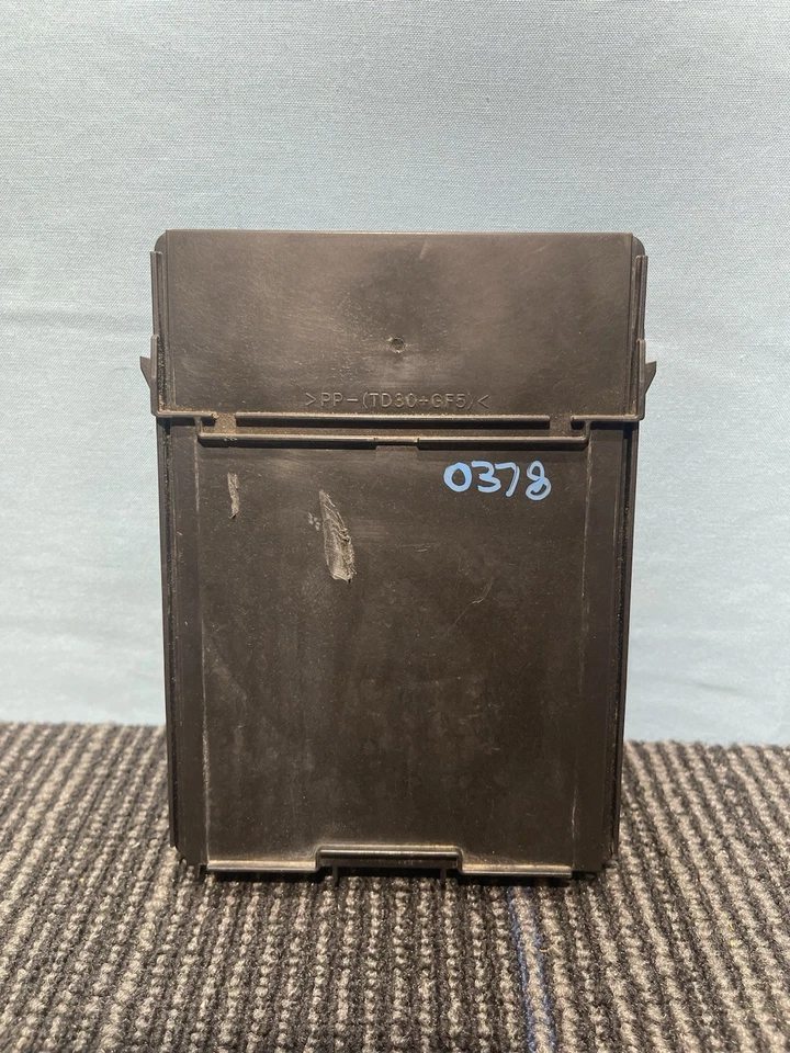 Nissan Versa 2013-2015 IPDM módulo de control de potencia OEM 284B7 1HR0C Foto 4 de 4