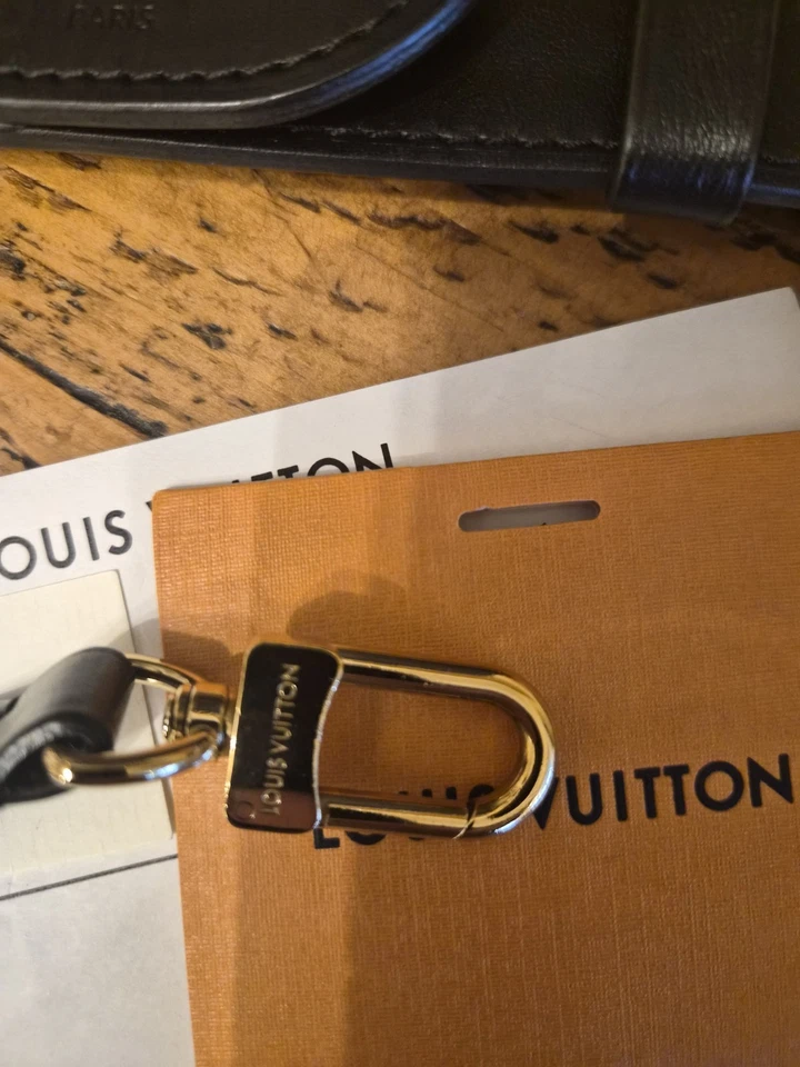 Louis Vuitton Odeon Crossbody Bag Compkete Set With Box And Dustbag - Image 4 of 4