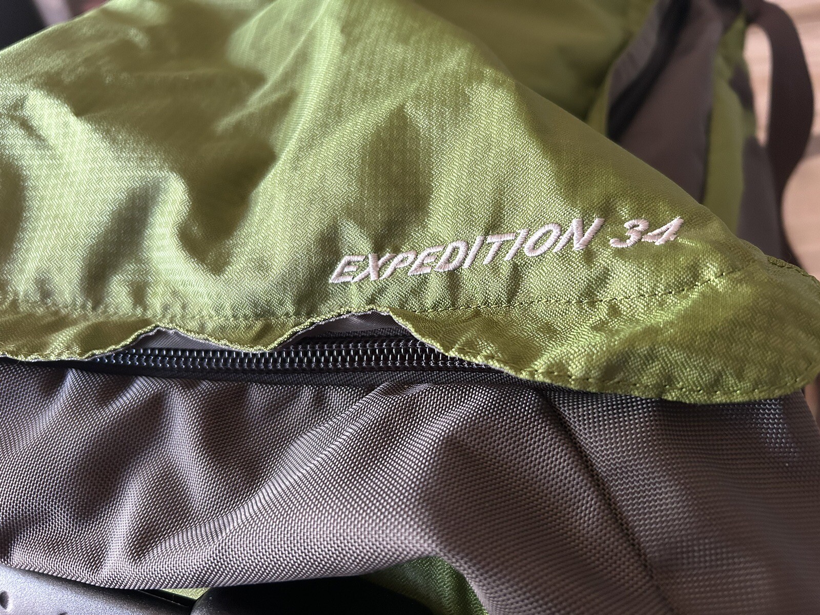 Eddie Bauer Expedition 34 Rolling Duffel Travel Bag Green 34”x17”x8” eBay