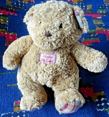Doudou Lapin bleu rouge carreaux Tartine et Chocolat Vichy 30 cm dans
