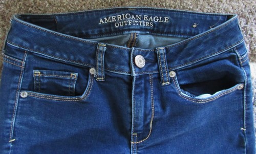 AMERICAN EAGLE DARK BLUE SKINNY JEANS SIZE 2 28" WAIST EXCELLENT - Picture 4 of 5