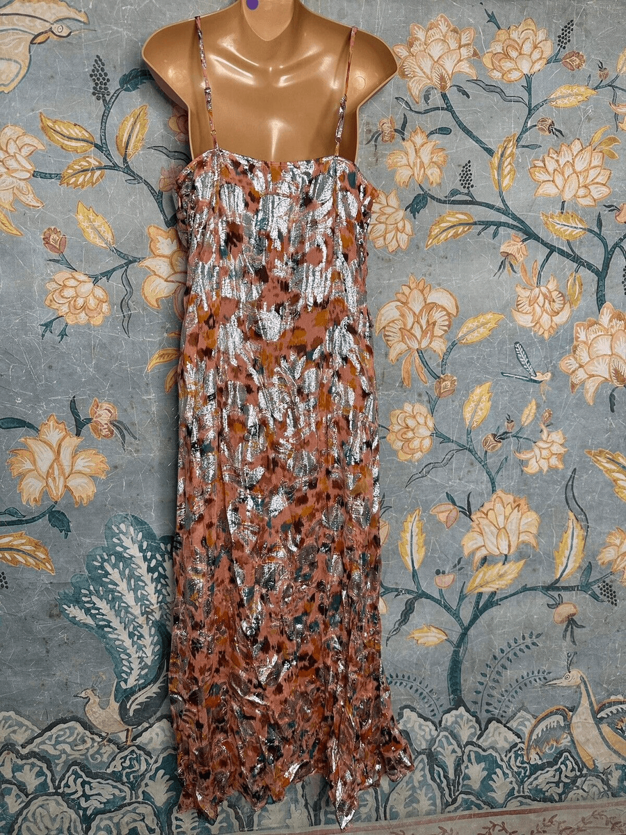 verb by pallavi singhee ruched maxi dress Verb by Pallavi Singhee Sleeveless V-Neck Lace Maxi Dress