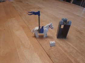 Lego Knights Kingdom King Leo (6026) 100% Complete w. No Box No Instructions