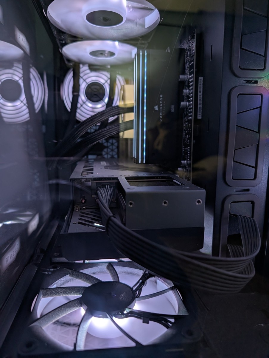 GIGABYTE GeForce RTX 4080 Super 16GB GDDR6X 3X Graphics Card GV GIGABYTE GeForce RTX 4080 Super 16GB GDDR6X 3X Graphics Card GV